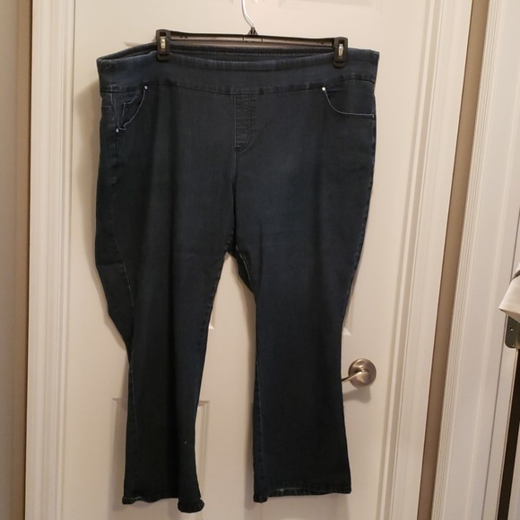 Denim&Co Denim - 28 PDenim an Co. pull on medium wash jeans